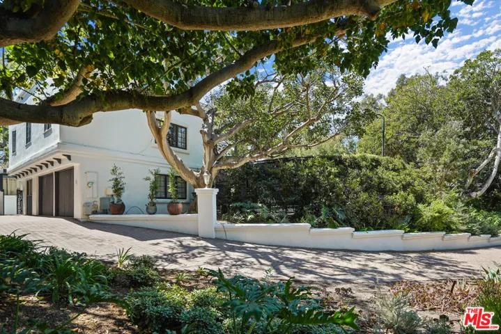 6611 Portshead Road, Malibu, California 90265