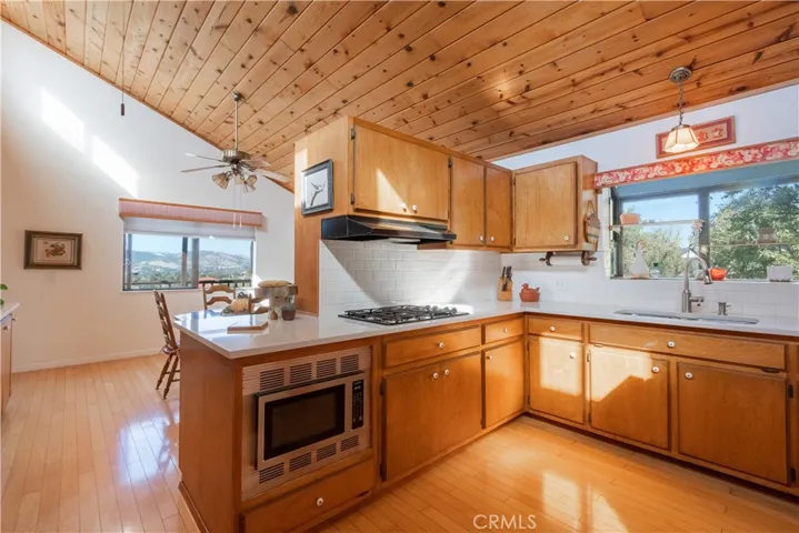 742 Renate Way, Paso Robles, California 93446