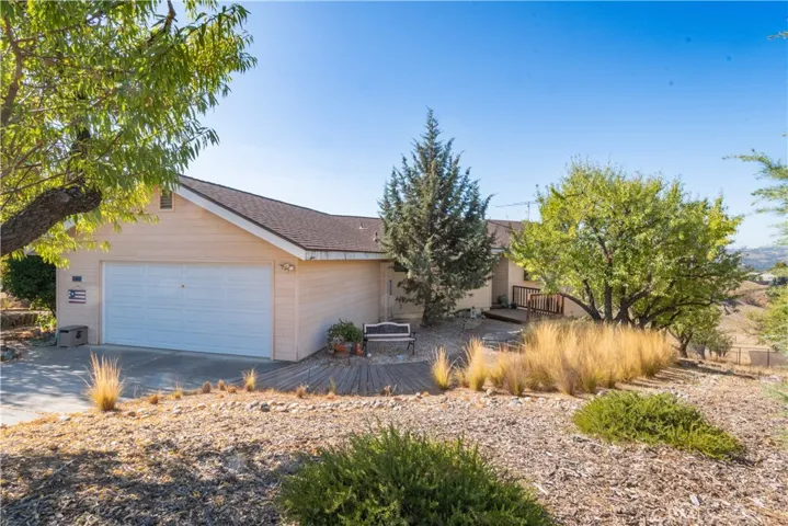 742 Renate Way, Paso Robles, California 93446
