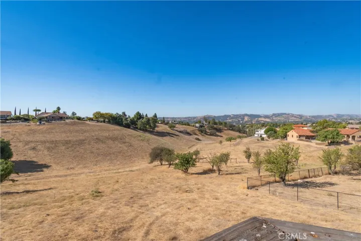 742 Renate Way, Paso Robles, California 93446