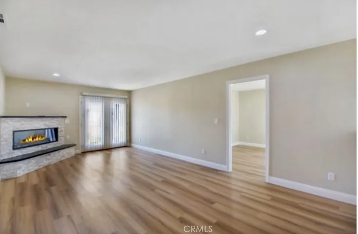 16266 Viho Road, Apple Valley, California 92307