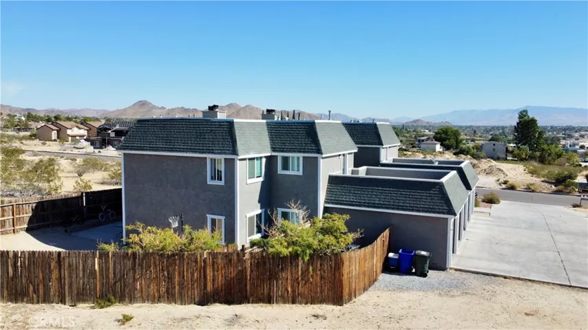 16266 Viho Road, Apple Valley, California 92307