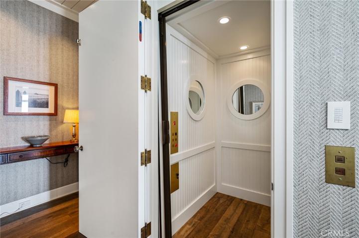 212 The Strand, Manhattan Beach, California 90266
