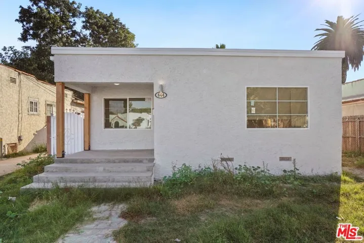 644 E 76th Street, Los Angeles, California 90001