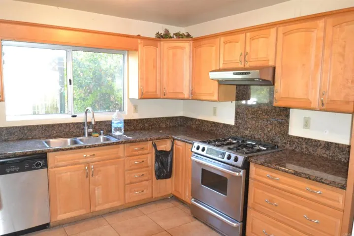 1461 Bridgeview Drive, San Diego, California 92105
