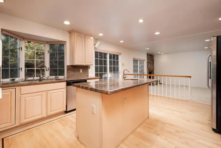 1285 Tartan Trail Road, Hillsborough, California 94010