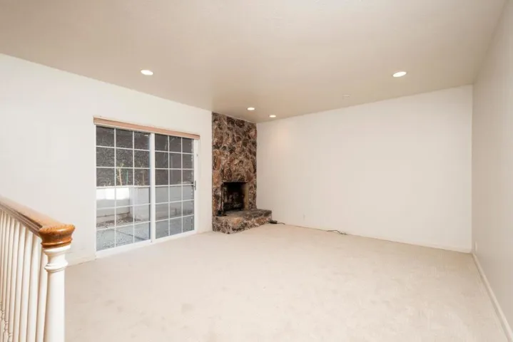 1285 Tartan Trail Road, Hillsborough, California 94010