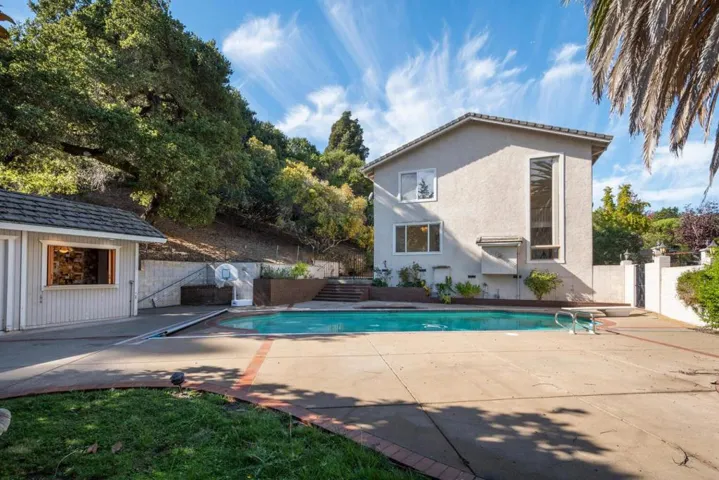 1285 Tartan Trail Road, Hillsborough, California 94010