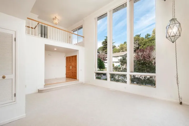 1285 Tartan Trail Road, Hillsborough, California 94010
