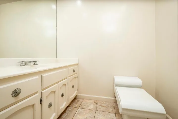 1285 Tartan Trail Road, Hillsborough, California 94010