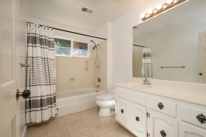 1285 Tartan Trail Road, Hillsborough, California 94010