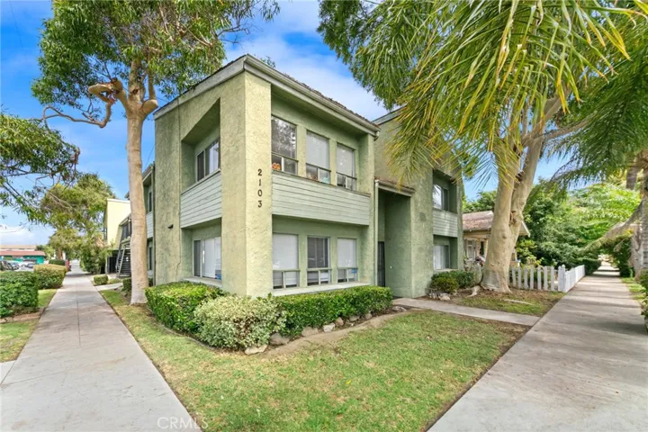2103 E 6th Street, Long Beach, California 90814