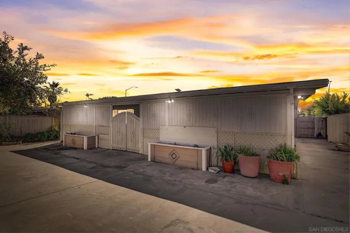 8928 Gramercy Dr, San Diego, California 92123