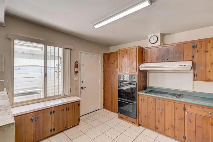 8928 Gramercy Dr, San Diego, California 92123