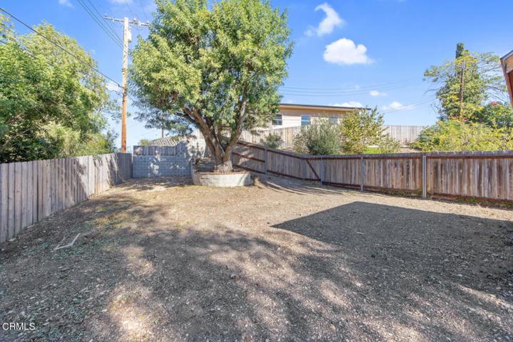 Bruce Circle14-042-021-1500x1000