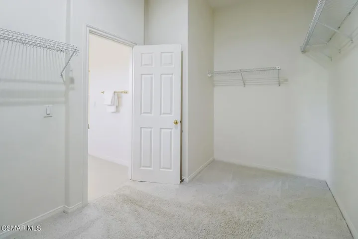 jPrimary Bedroom Suite11