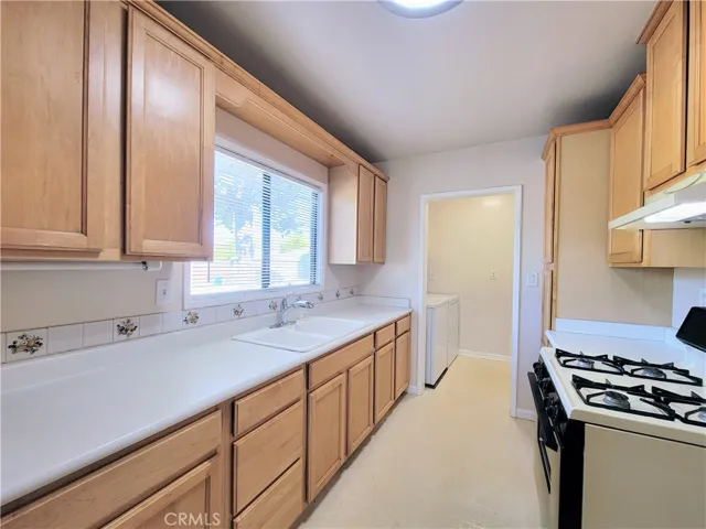 5248 Pearce Avenue, Lakewood, California 90712