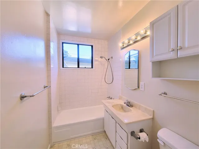 5248 Pearce Avenue, Lakewood, California 90712