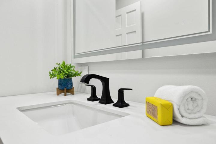 30-web-or-mls-8M4A7945