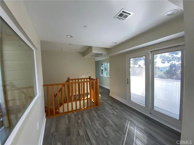 Second Floor Sitting Area.