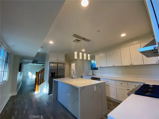 203 Cedar Crest, South Pasadena, California 91030