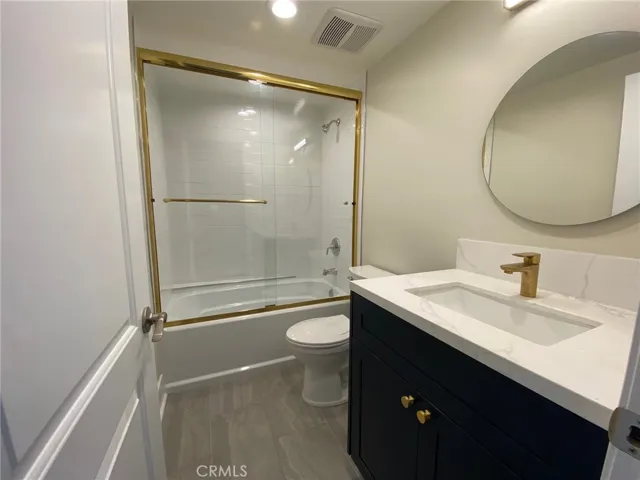 Bath Adjacent to First Floor Bedroom.