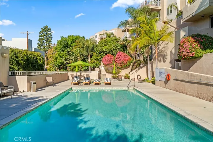 2222 N Beachwood Drive 205, Hollywood, California 90068
