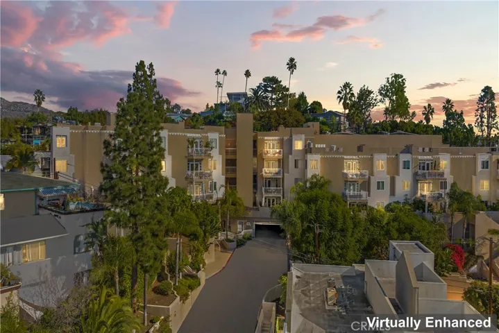 2222 N Beachwood Drive 205, Hollywood, California 90068