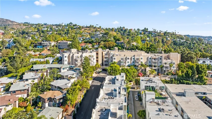 2222 N Beachwood Drive 205, Hollywood, California 90068