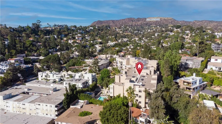 2222 N Beachwood Drive 205, Hollywood, California 90068