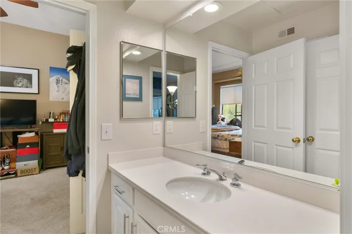 28812 Hedgerow, Mission Viejo, California 92692