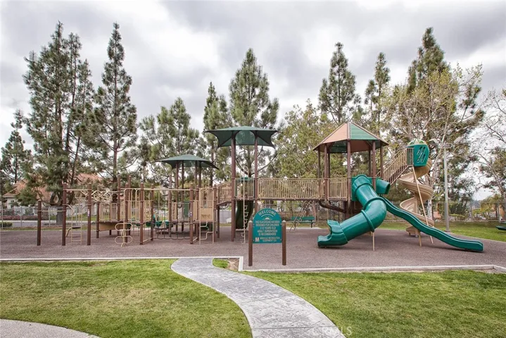 28812 Hedgerow, Mission Viejo, California 92692