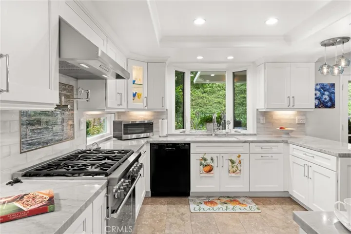 28812 Hedgerow, Mission Viejo, California 92692
