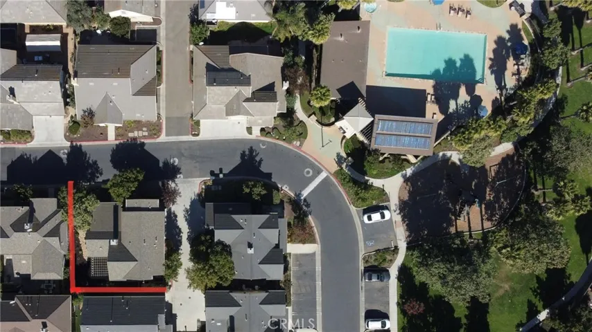 Overview of Pool near house