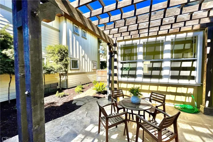 Patio and Outdoor Dining