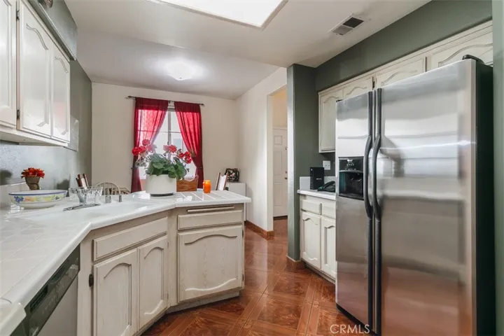 Kitchen 3