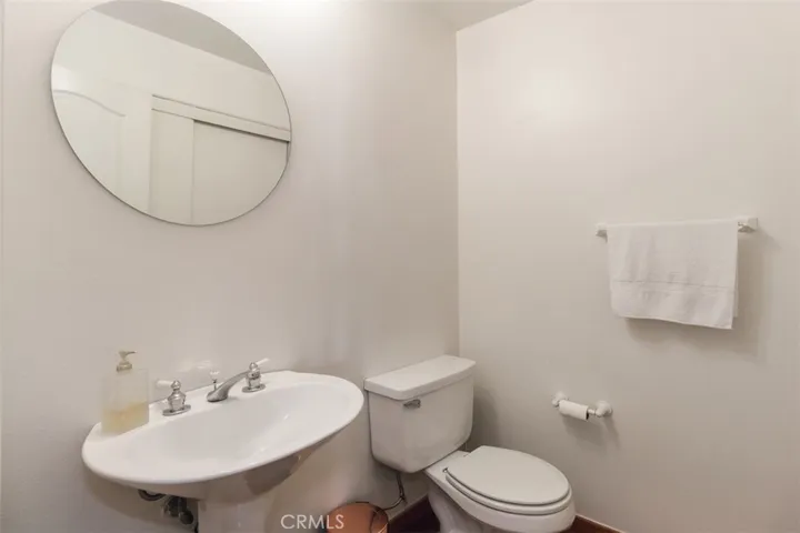 guest bath downstairs