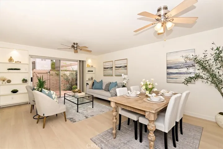 121 Doverfield Drive Unit 61, Placentia, California 92870