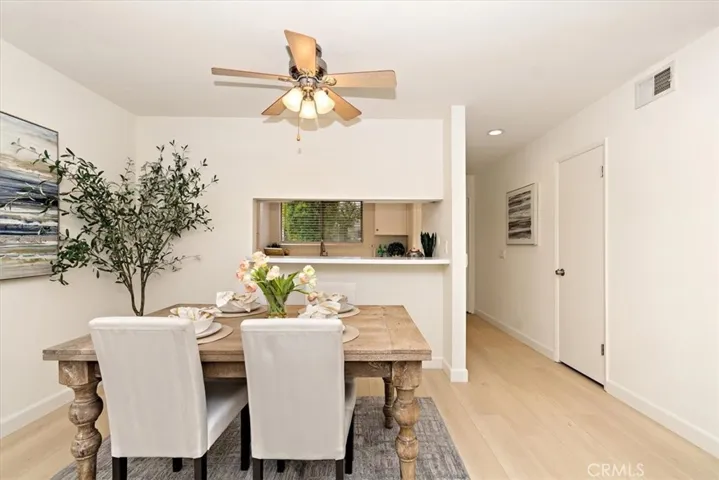 121 Doverfield Drive Unit 61, Placentia, California 92870