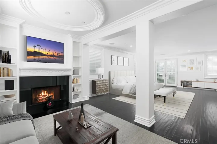 2681 Crestview Drive, Newport Beach, California 92663