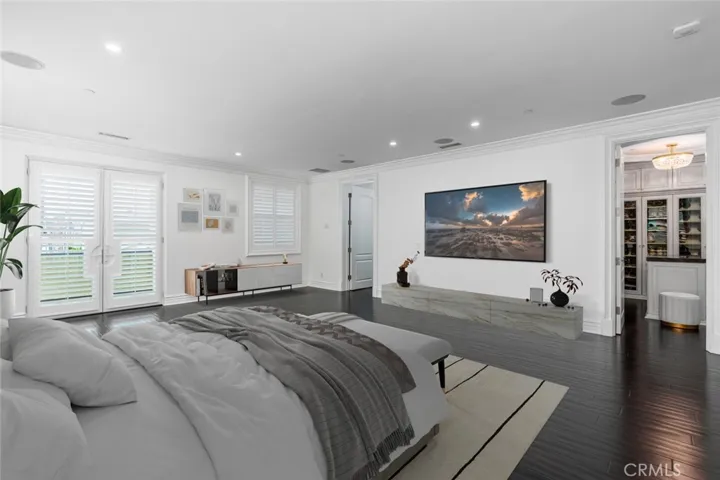 2681 Crestview Drive, Newport Beach, California 92663