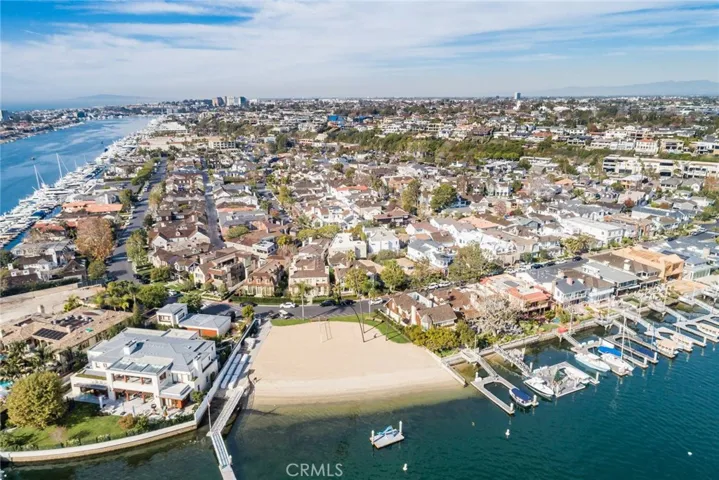 2681 Crestview Drive, Newport Beach, California 92663
