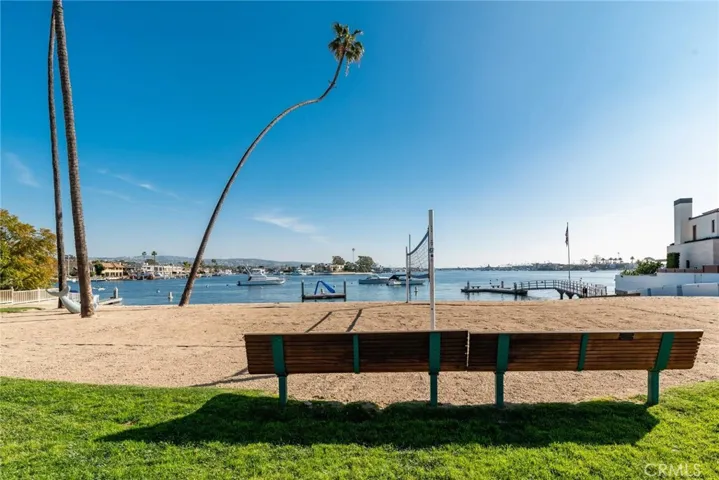 2681 Crestview Drive, Newport Beach, California 92663