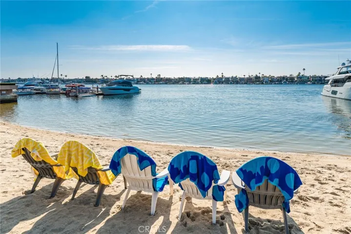 2681 Crestview Drive, Newport Beach, California 92663