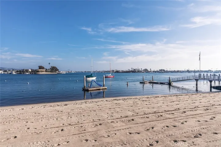 2681 Crestview Drive, Newport Beach, California 92663
