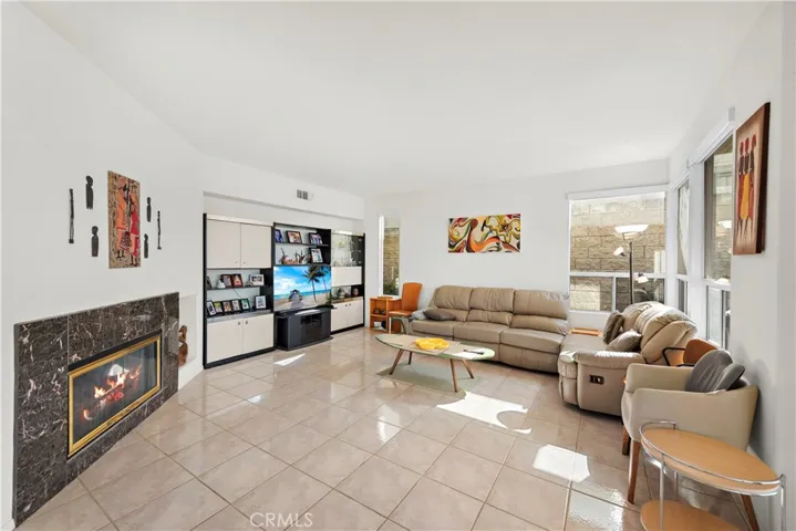 21681 Via Del Lago, Rancho Santa Margarita, California 92679