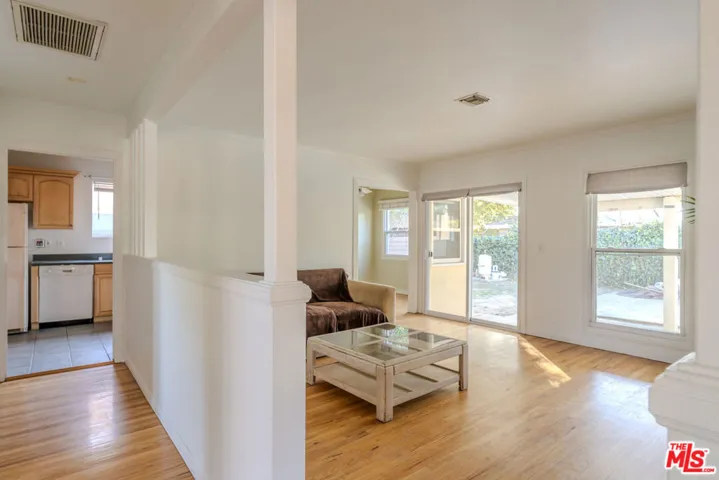 10037 Densmore Avenue, North Hills, California 91343