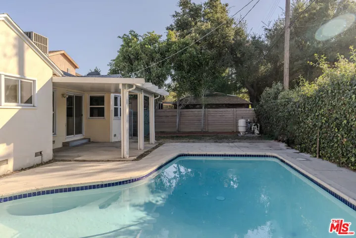 10037 Densmore Avenue, North Hills, California 91343