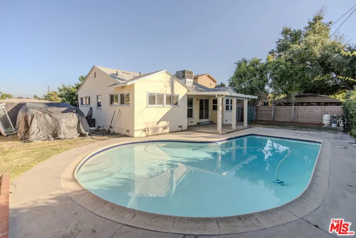 10037 Densmore Avenue, North Hills, California 91343