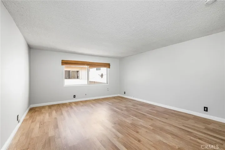 945 Main Street, El Segundo, California 90245